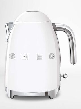 SMEG White Retro Electric Kettle